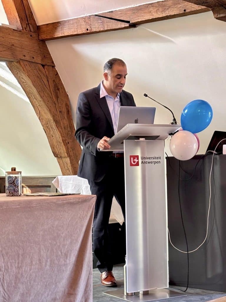 b0487417-35c1-4fa1-9e42-d2d5ffdebbd0